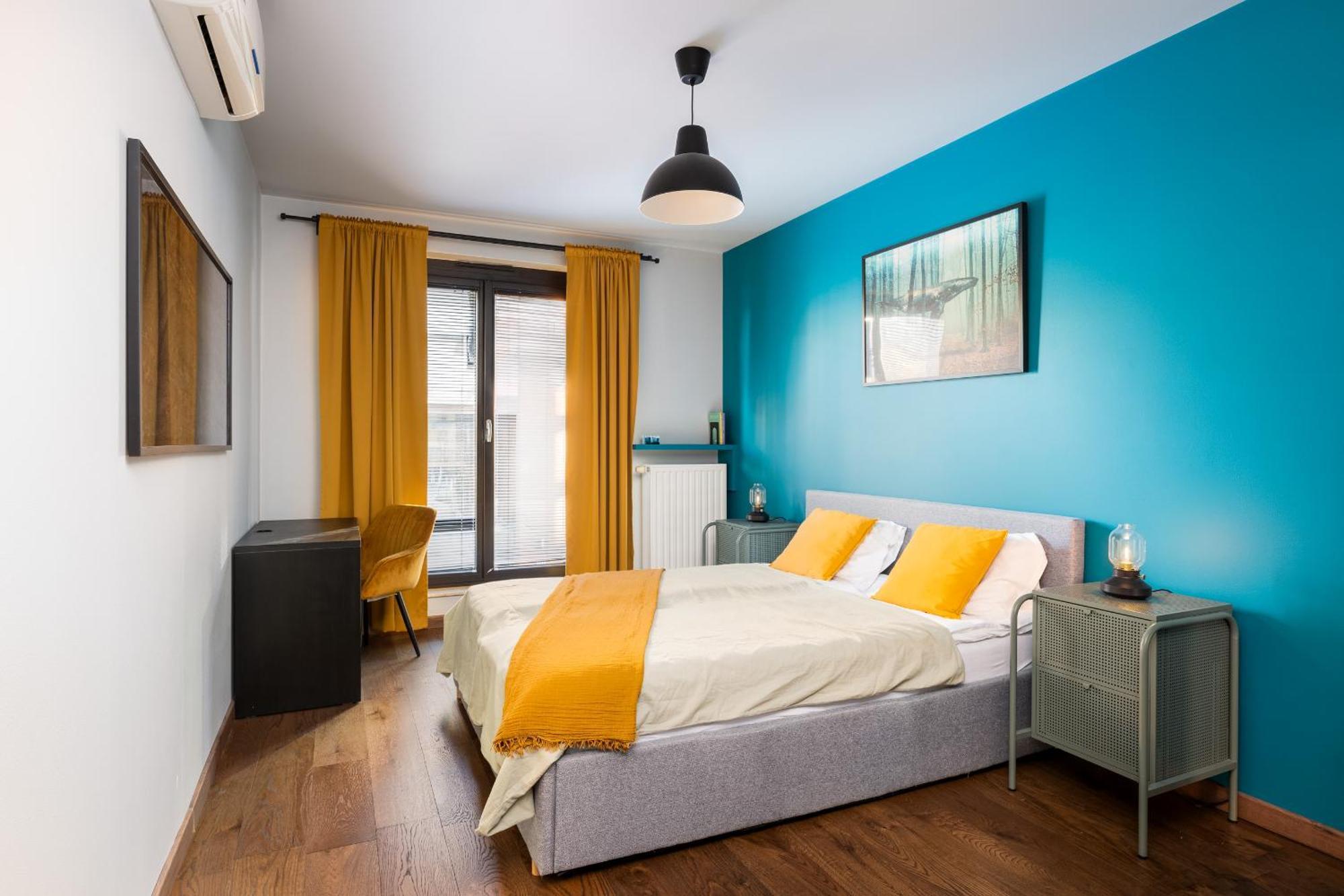Apartament Modern With Free Parking Spot