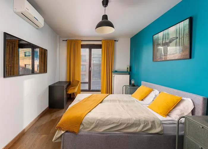 Modern Apartments With Free Parking Spot